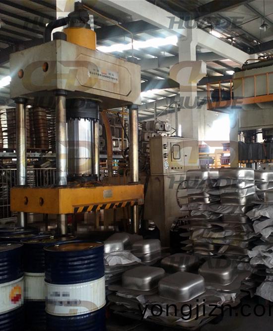 HDY不(bu)鏽鋼水槽(cao)拉伸(shen)機